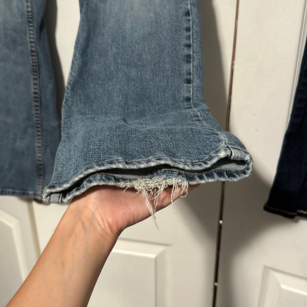 GAP Women's Boot Cut Stretch Jeans - Picture 4 of 9